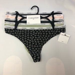 Calvin Klein Thong Set